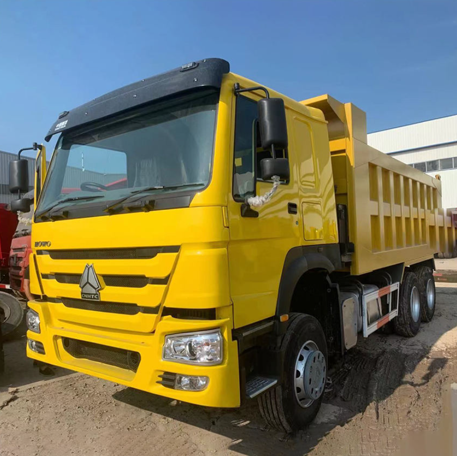 Fast Unloading Middle-Lifting Dump Truck for High-Rise Building Projects