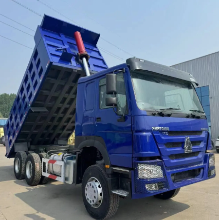 High Quality Sinotruck HOWO 6X4 Drive Wheel Euro 4 Self-Unloading Diesel Dump Truck Customizable Color Favorable Heavy Truck