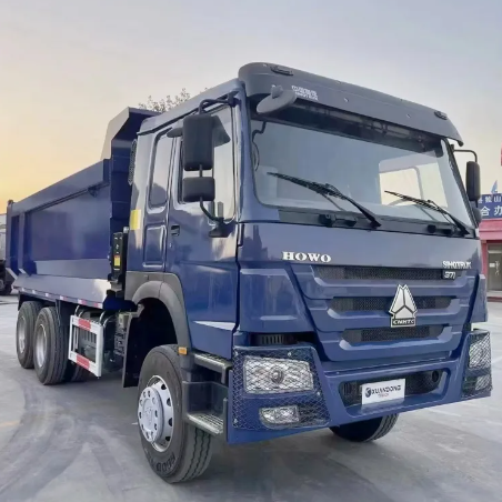 High Quality Sinotruck HOWO 6X4 Drive Wheel Euro 4 Self-Unloading Diesel Dump Truck Customizable Color Favorable Heavy Truck