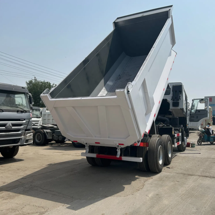 Sinotruk HOWO Sitrak 375HP 10 12 Wheel 6X4 8X4 Good Condition Good Price HOWO Dump Truck