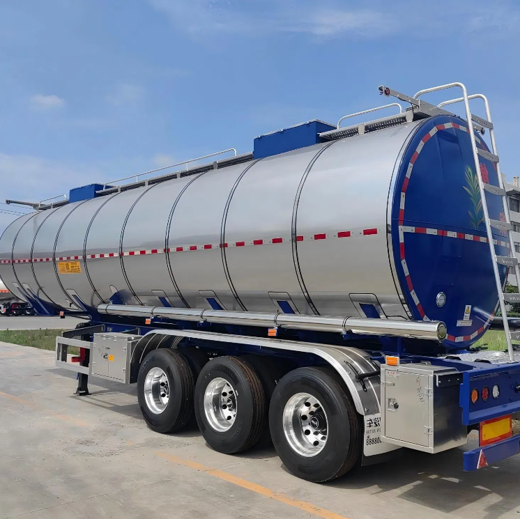 3 Axles 30000/40000/50000 Liters Oil/Diesel/Gasoline/Crude/Water/Milk/Propane Transport Steel Monoblock Fuel Tank/Tanker Truck Semi Trailer for Sale Price