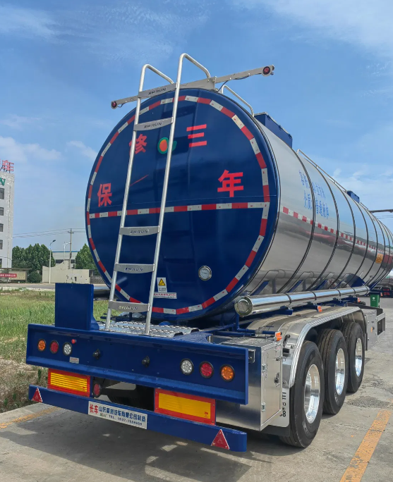 3 Axles 30000/40000/50000 Liters Oil/Diesel/Gasoline/Crude/Water/Milk/Propane Transport Steel Monoblock Fuel Tank/Tanker Truck Semi Trailer for Sale Price