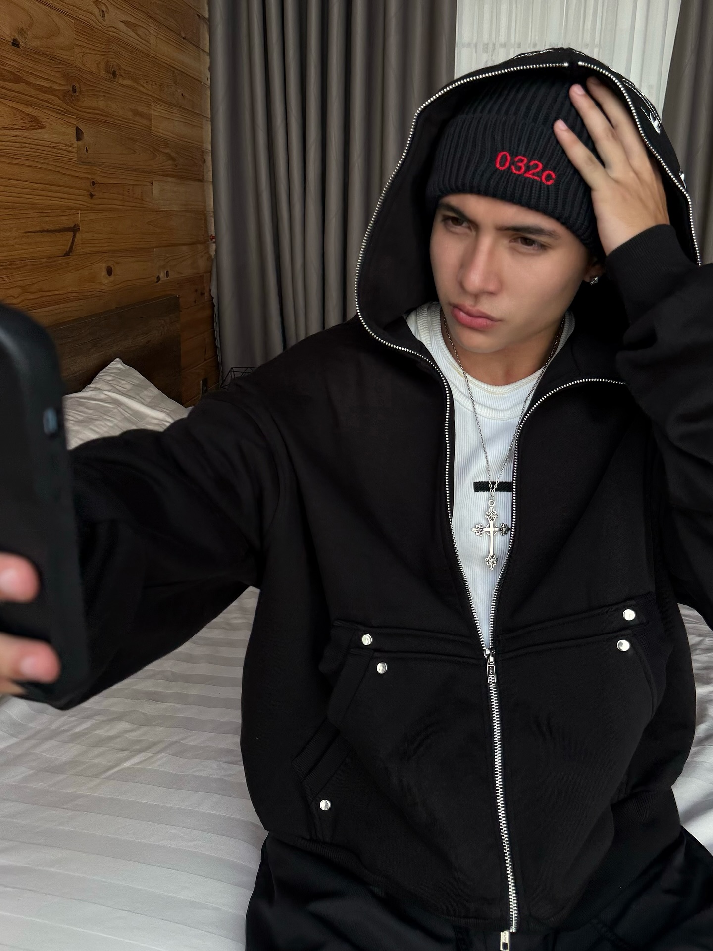 Custom-made full-face zipper oversized sweatshirt for autumn and winter, made of cotton-polyester fabric hoodie, high-quality clothing by designer