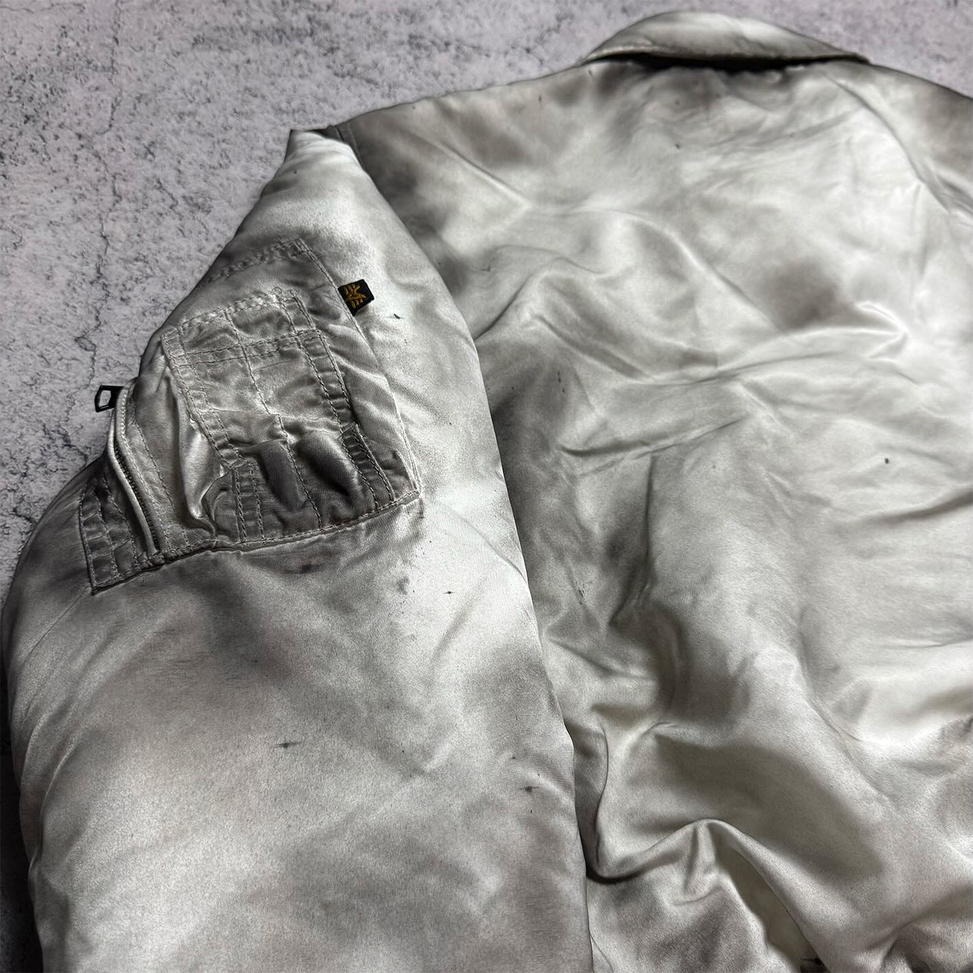 Custom retro streetwear design DTG zipper jacket custom men's winter goose down soft shell jacket winter fashion