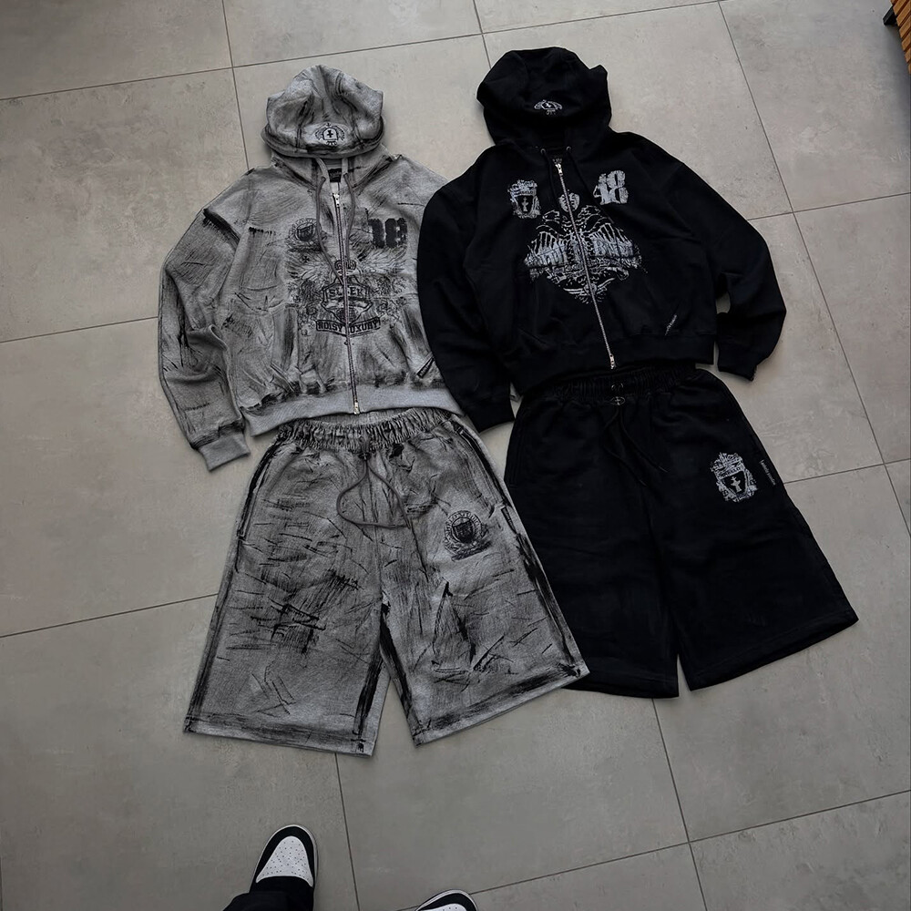 400 Gsm custom street wear hand-painted printed short suit sweatpants with zipper hoodie set, high-quality manufacturer for autumn