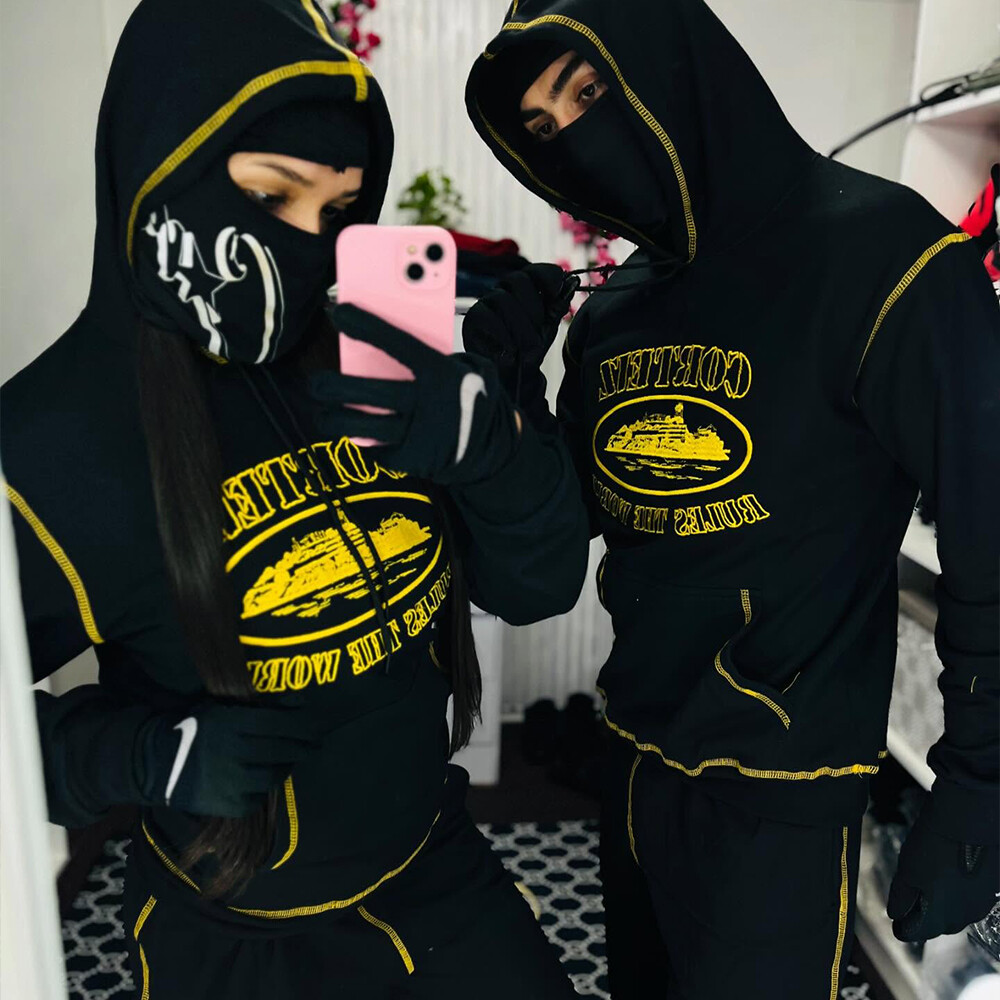 Wholesale men's street wear, trench coats, sportswear sets, custom reflective retro logo, nylon sportswear manufacturer