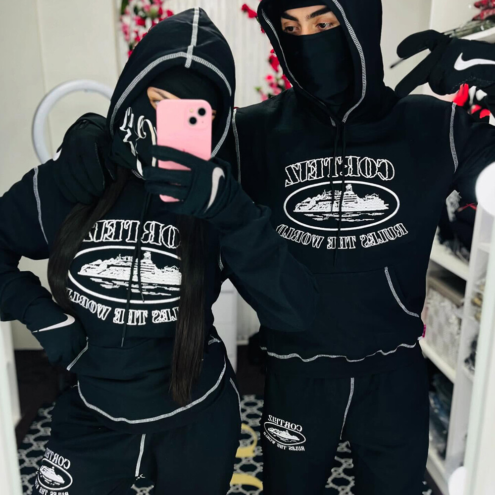 Wholesale men's street wear, trench coats, sportswear sets, custom reflective retro logo, nylon sportswear manufacturer