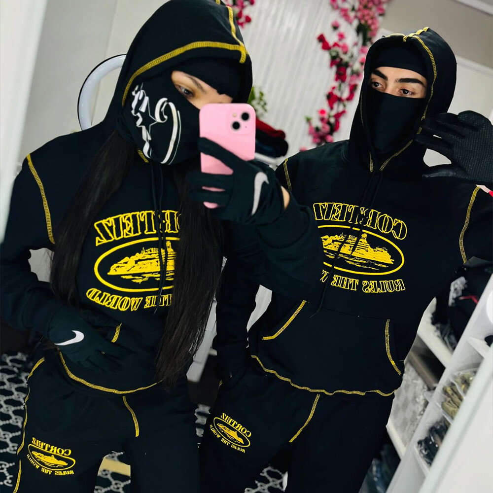 Wholesale men's street wear, trench coats, sportswear sets, custom reflective retro logo, nylon sportswear manufacturer