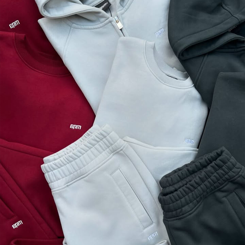 Wholesale custom sports loose 500 Gsm polyester-cotton quick-drying men's and women's universal winter sportswear & wide-leg pants set