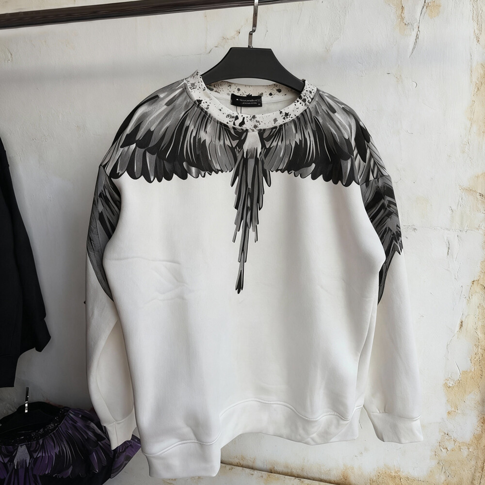 Wholesale long-sleeved knitted cotton-polyester fabric custom embossed pattern black men's streetwear bulk supplier