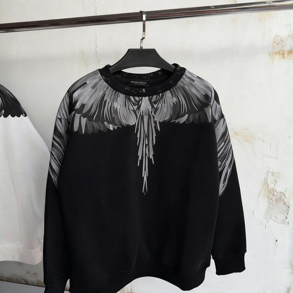 Wholesale long-sleeved knitted cotton-polyester fabric custom embossed pattern black men's streetwear bulk supplier