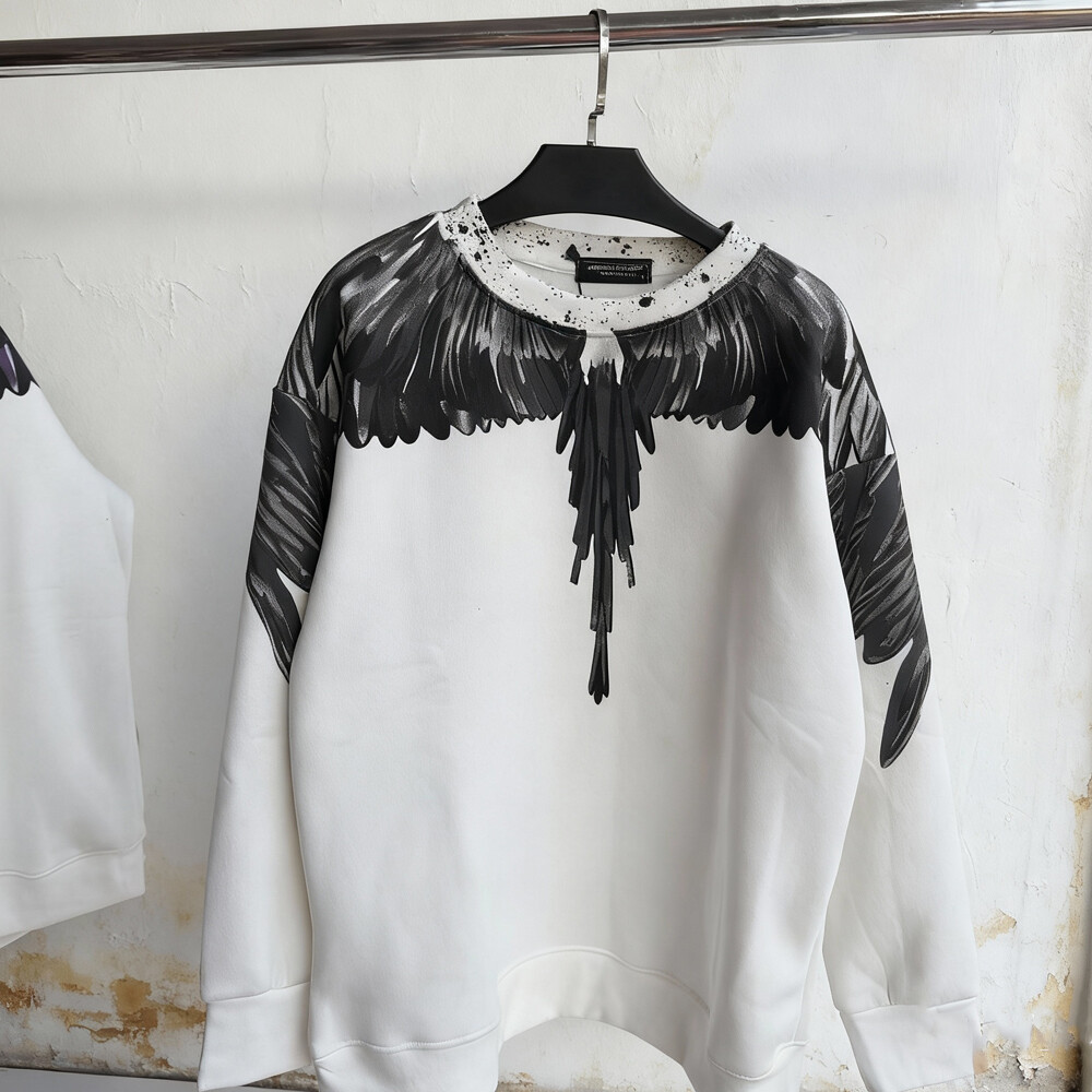 Wholesale long-sleeved knitted cotton-polyester fabric custom embossed pattern black men's streetwear bulk supplier