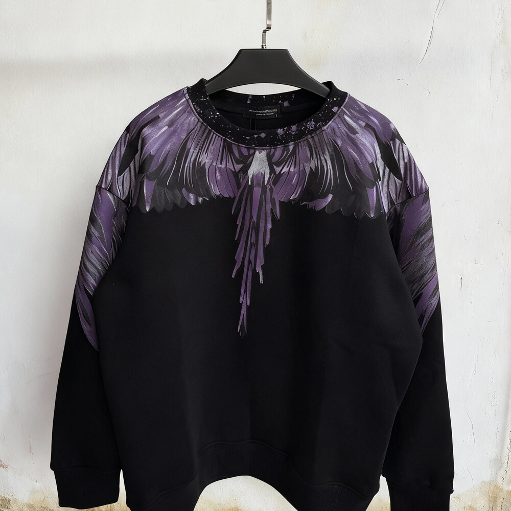 Wholesale long-sleeved knitted cotton-polyester fabric custom embossed pattern black men's streetwear bulk supplier