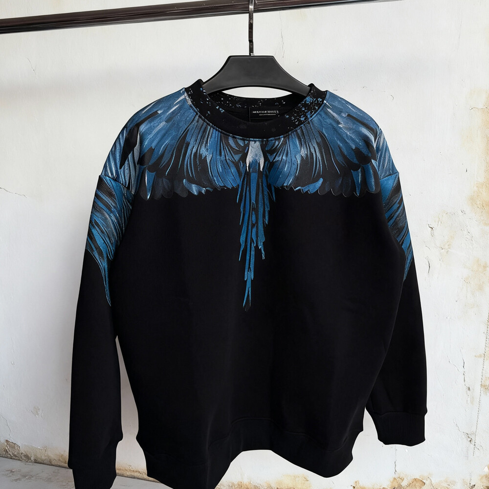 Wholesale long-sleeved knitted cotton-polyester fabric custom embossed pattern black men's streetwear bulk supplier