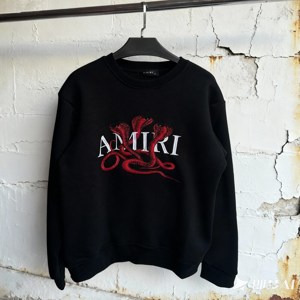 Wholesale and customization of 380g regular style cotton black Gothic knitted streetwear with animal embroidery machine-sewn long-sleeved T-shirts