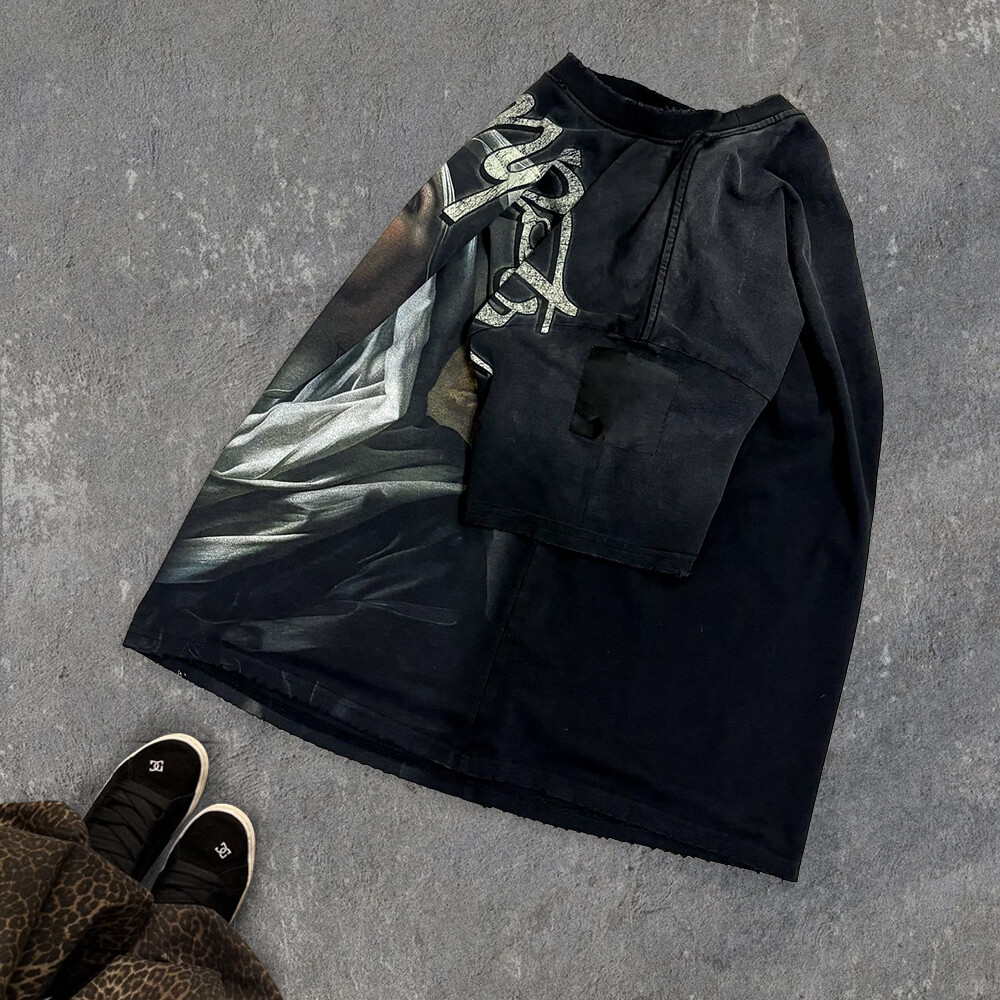 100% cotton embossed custom printed figure pattern knitted fabric men's streetwear retro T-shirt manufacturer