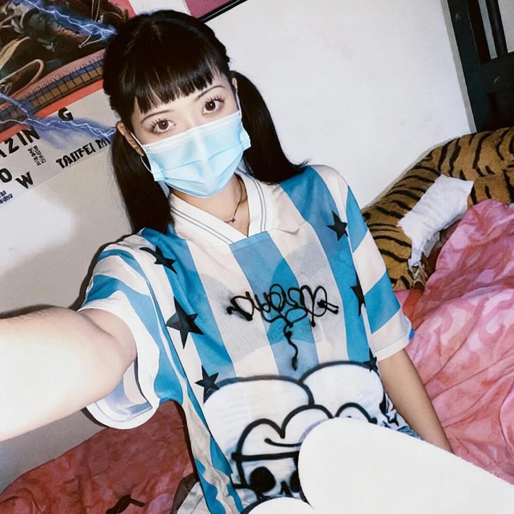 100% polyester fabric golf pattern V-neck short shirt, heat sublimation printing, unisex, loose fit, wholesale customization