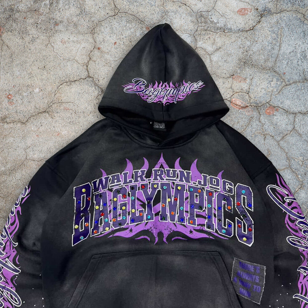 Wholesale 100% cotton oversized streetwear, custom-made bulk long retro printed pullover, rhinestone hoodie manufacturer for winter