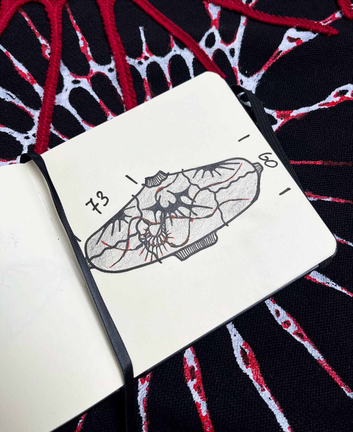 Custom-made oversized animal-printed sweatshirts for both men and women, cotton-polyester pullover sleeves, designer hoodies for autumn and winter