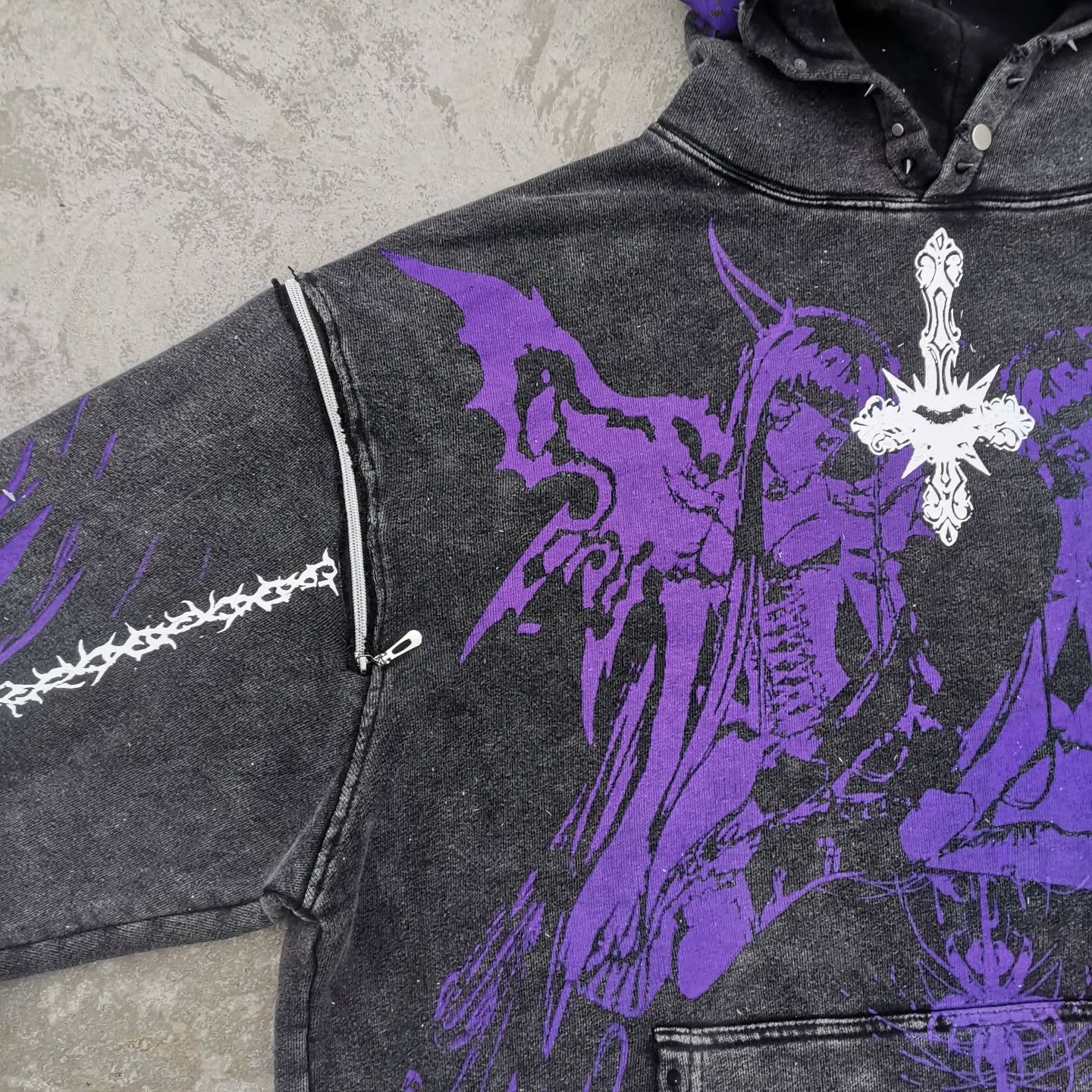 Cotton-polyester pullover hoodie acid-washed custom vintage silicone imitation two-piece hoodie, suitable for streetwear manufacturers