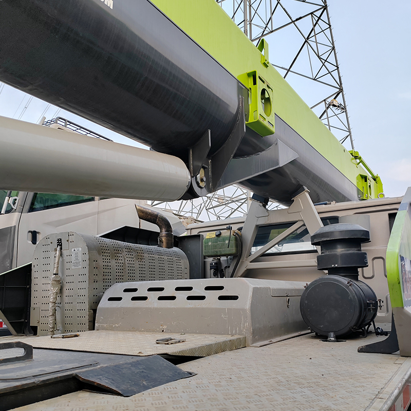 ZOOMLION 25 Ton ZTC250A Heavy Truck Crane