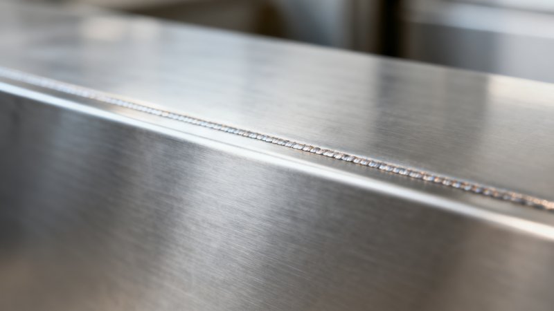 Por que a chapa de aço inoxidável grau alimentício para a indústria de processamento de alimentos deve evitar defeitos de trabalho a frio próximo às soldas