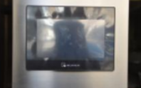 MÁQUINA AUTOMÁTICA DE ENCHIMENTO DE LÍQUIDOS PACKINDMALHINEE