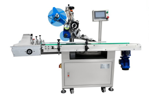 Máquina para separar e etiquetar cartões planos