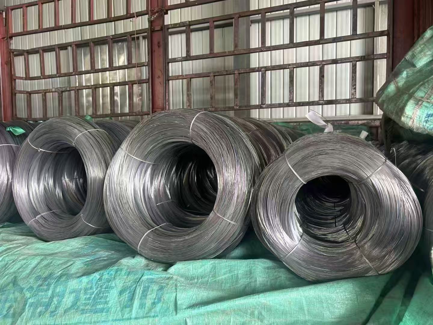  2.28mm Excellent tensile strength, elasticity, and wear resistance carbon wire
