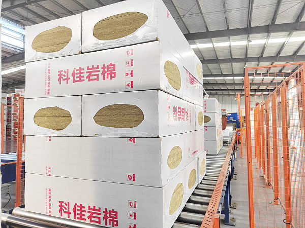 科佳岩棉设备1