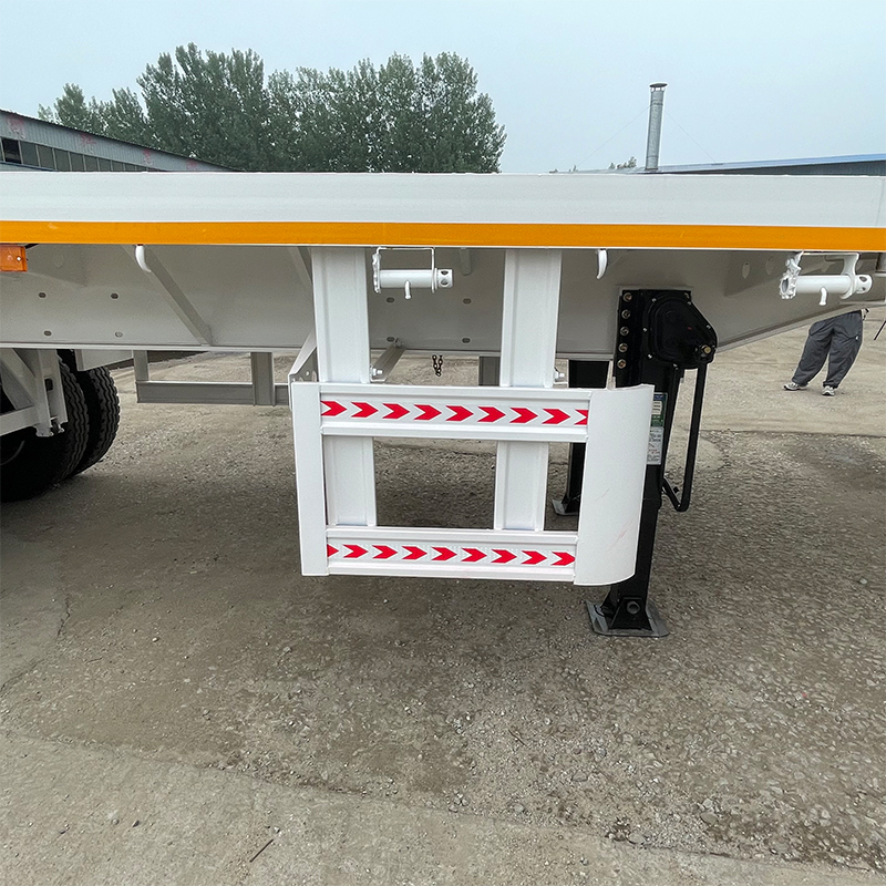 Flatbed semi-trailer