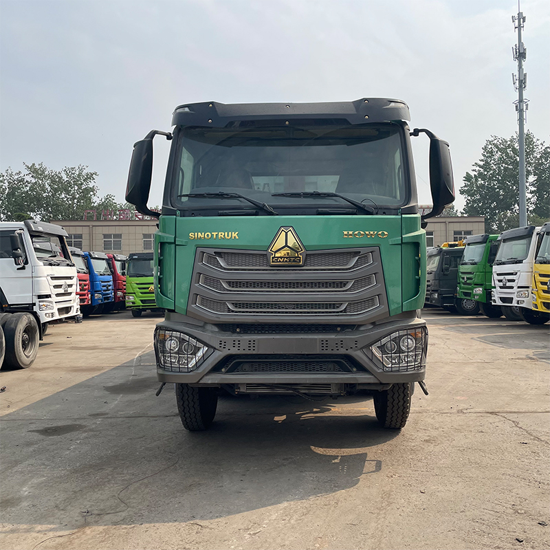 HOHAN 8x4 Dump truck