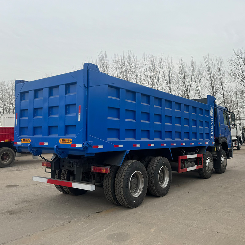 SINOTRUK HOWO 8x4 Dump Truck 371HP-430HP 12-Wheeler Tipper for Mining