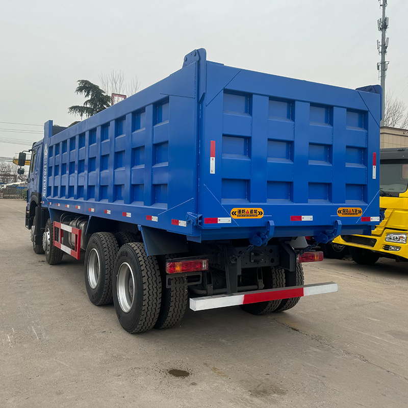 SINOTRUK HOWO 8x4 Dump Truck 371HP-430HP 12-Wheeler Tipper for Mining