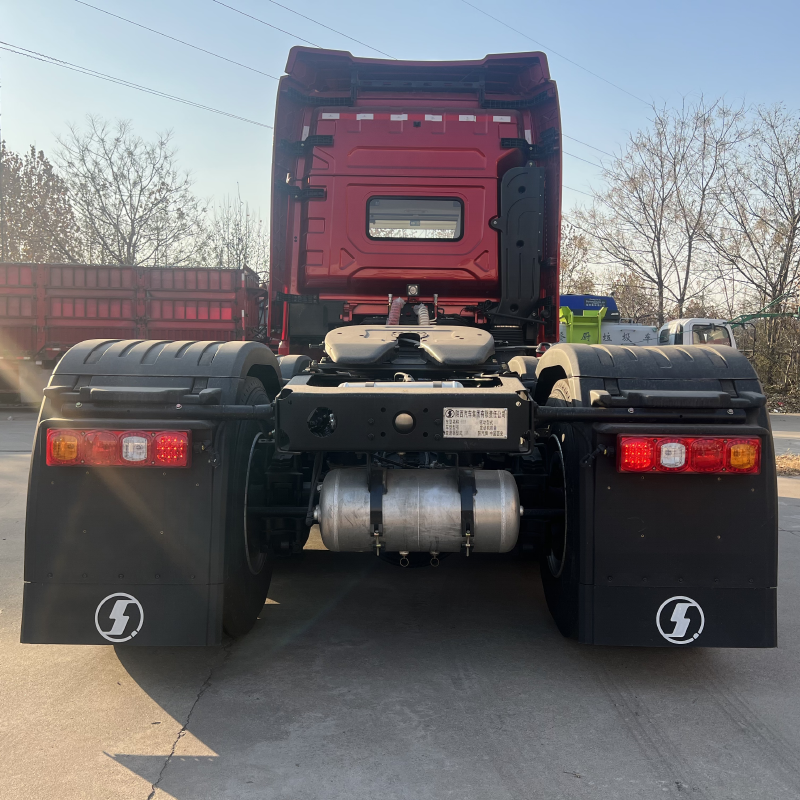 Shacman X5000 Tractor Truck