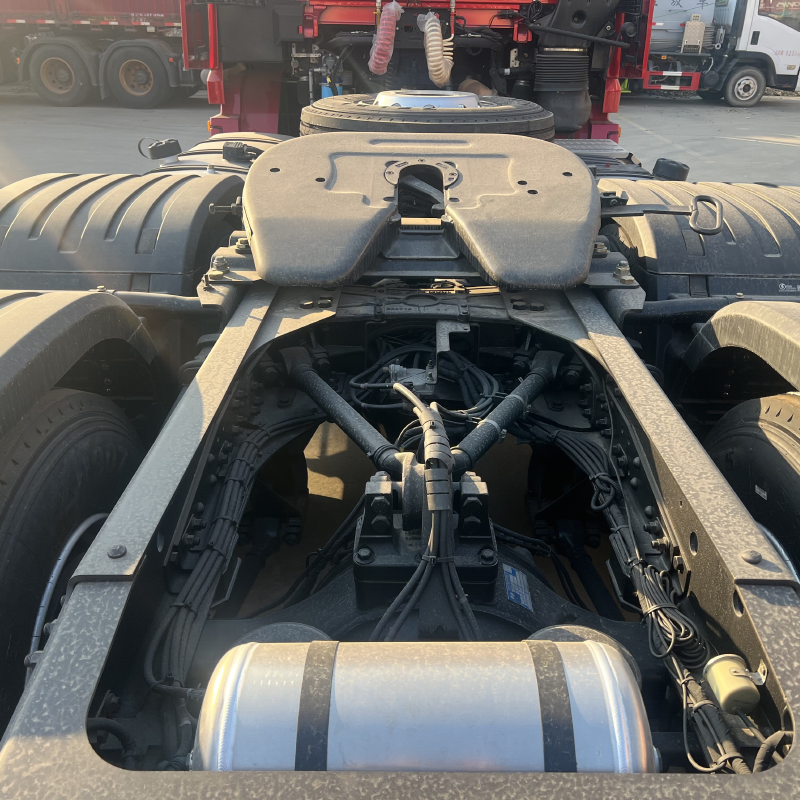 Shacman X5000 Tractor Truck