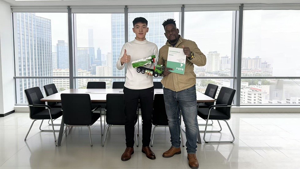 Mozambique Howo 8x4 Dump Truck Mozambique Howo 8x4 Dump Truck