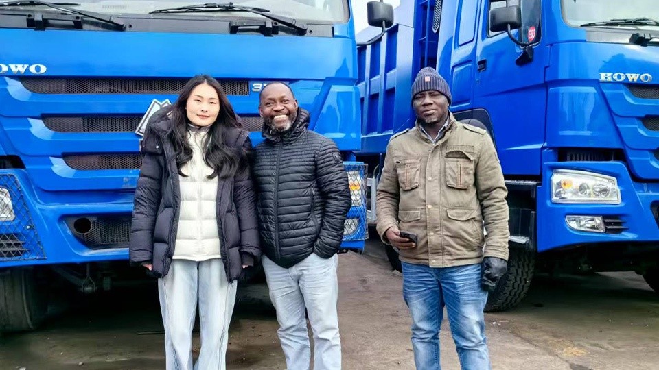 Benin Customer Visits AORUN Factory to Purchase 2 Units of Howo 6x4 U-Shape Dump Trucks Benin Customer Visits AORUN Factory to Purchase 2 Units of Howo 6x4 U-Shape Dump Trucks