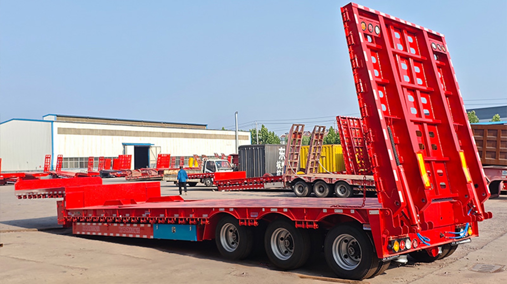 3 Axle Low-Bed Semi-Trailer