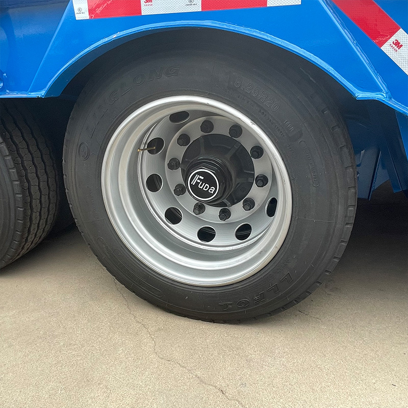 2026 Model 3 Axle Low-Bed Trailer