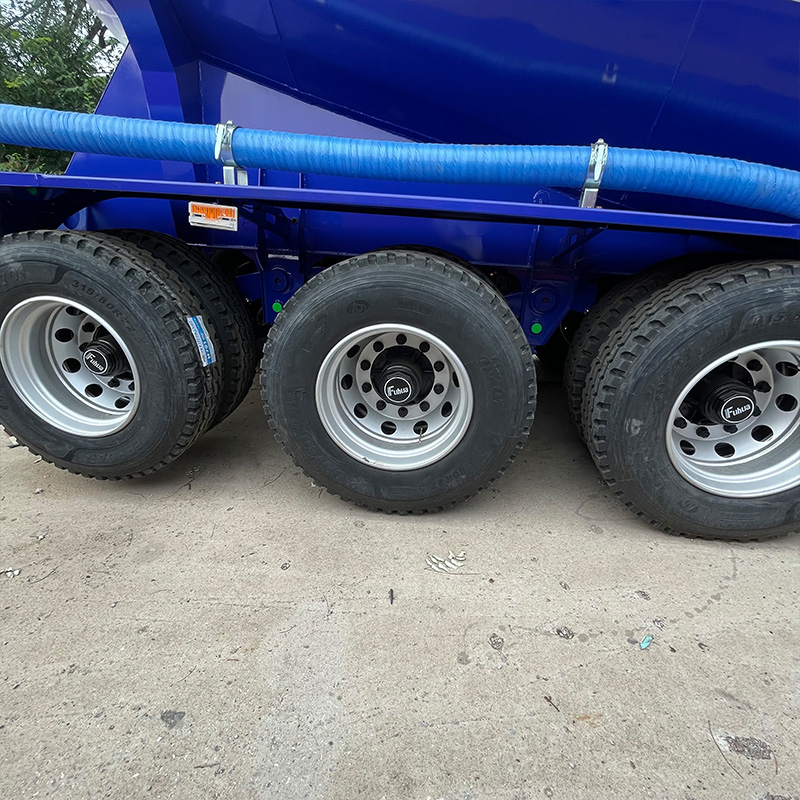 3 Axle Heavy Duty Bulk Cement Tanker Trailer