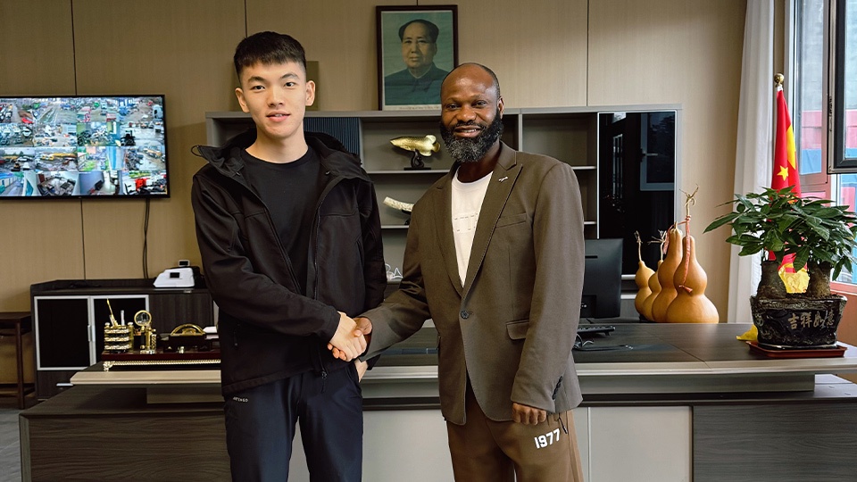 Guinean Client Inspects Heavy Crawler Bulldozer for Bauxite Mining Guinean Client Inspects Heavy Crawler Bulldozer for Bauxite Mining