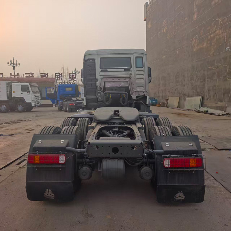 Howo Tx 6x4 Tractor Truck