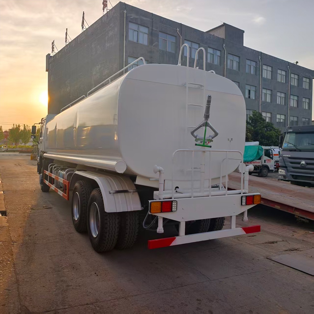 Howo 6x4 Water Sprinkler Truck