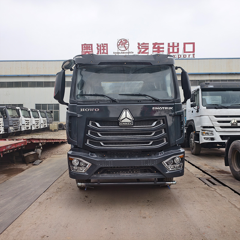 Howo NX 6x4 Water Sprinkler Truck