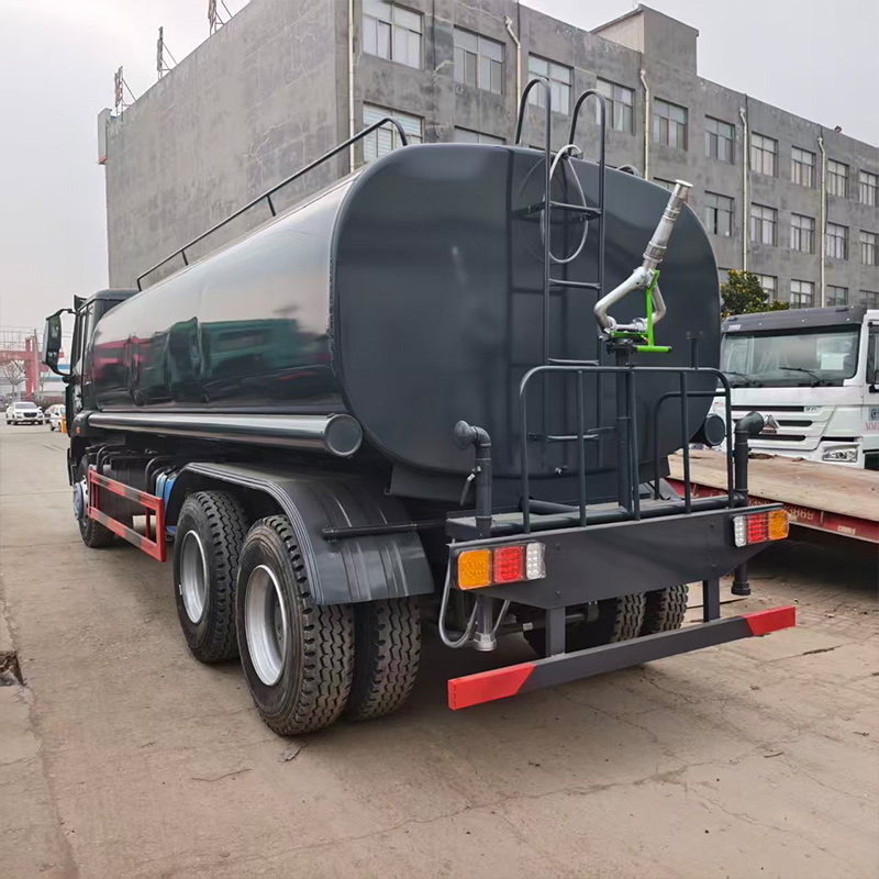 Howo NX 6x4 Water Sprinkler Truck