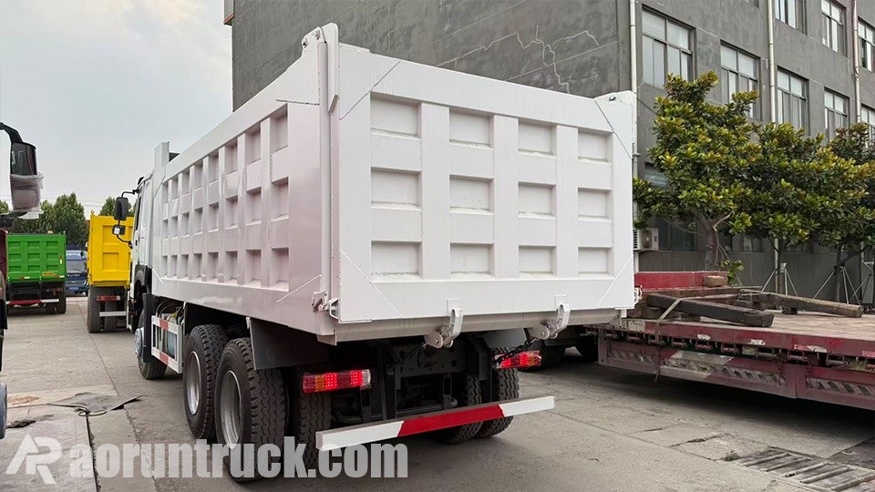 Somali Refurbished HOWO 6x4 Dump Trucks