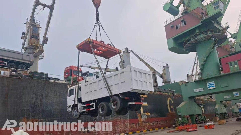 10 wheeler dump truck