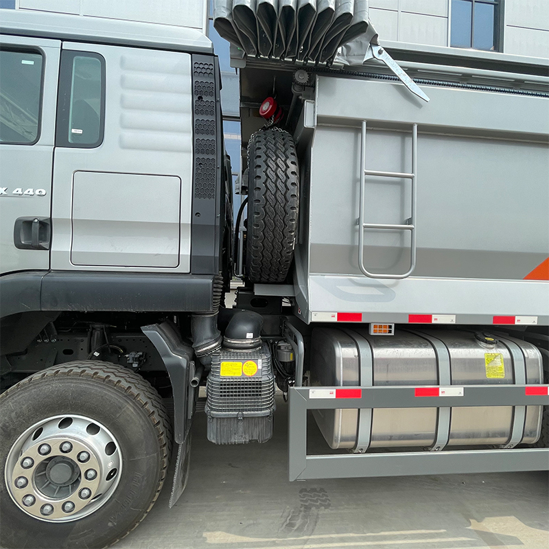 HOWO TX 6x4 Dump Trucks