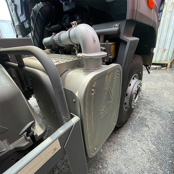 new nx tipper truck oil